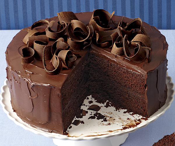 Sabrina_msja18's tweet photo. @senora_acevedo #postres me gusta comer un pastel con chocolate para el postre. 🎂🎂🎂 http://t.co/xgLK3XX2Zu