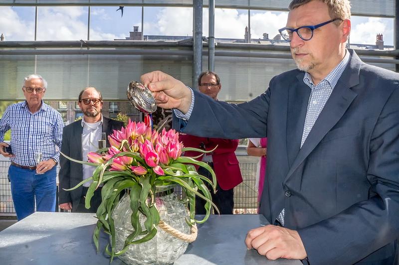 johan2389's tweet photo. Paul Kessler #doopt #GardenofClusius Tulp @HortusLeiden @CMLeiden
@OntdekLeiden @Leidenopdekaart http://t.co/7DCgS7SgM5