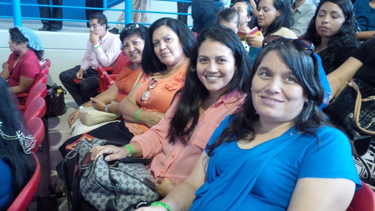Jorgesolano0's tweet photo. La 2a de Obregón presente en el #CLAI2015 ánimooooooooo http://t.co/bde6ggCP6a