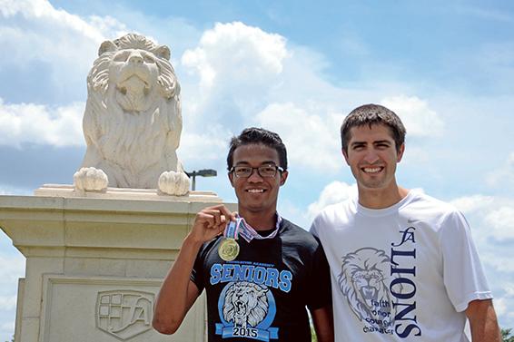 OrangeSportsOMG's tweet photo. State title for @thefalions' Kiande Phillips is first for school in any sport —http://t.co/gWT1tsV2Xu
#WOTOpreps http://t.co/T1EJxu5CD0
