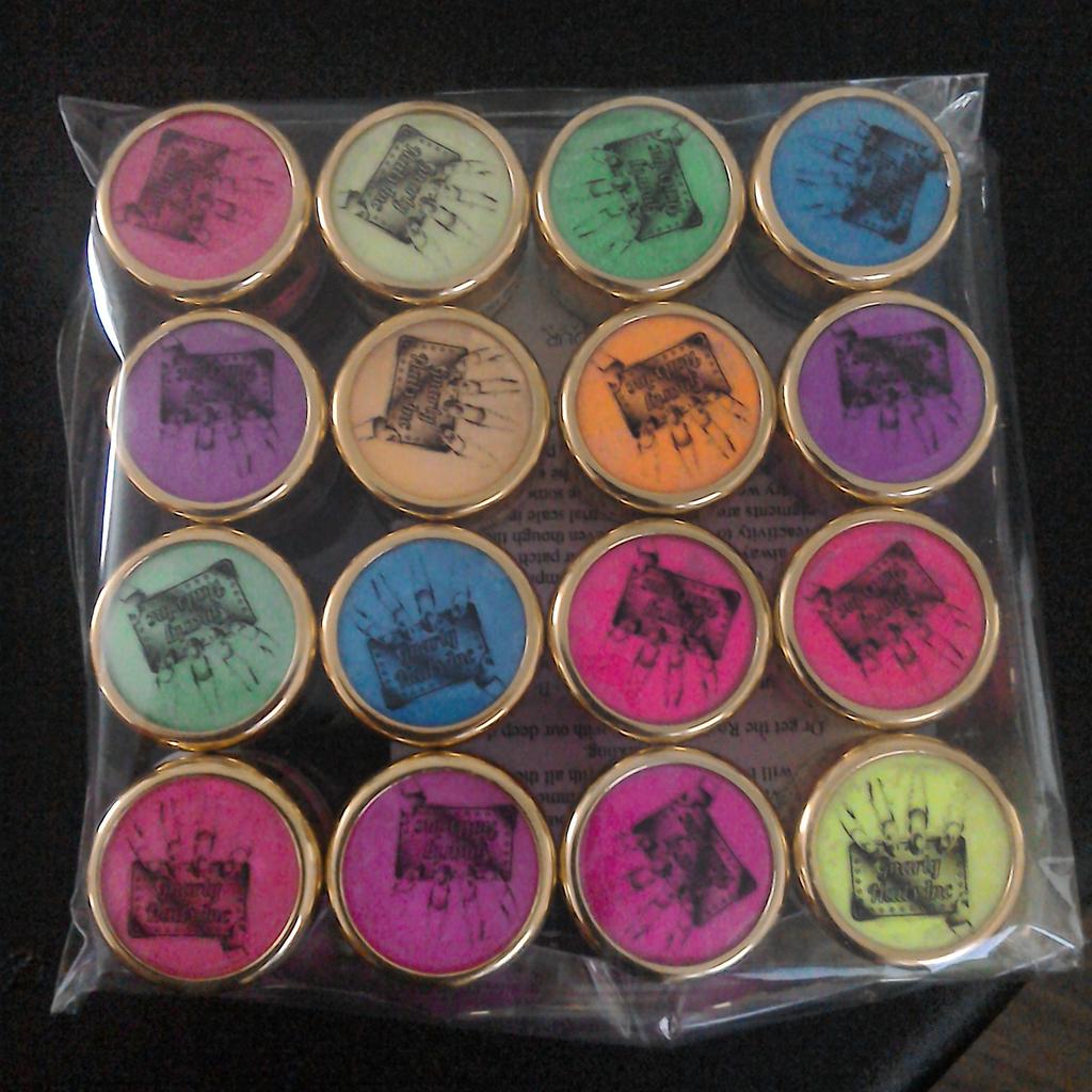 #new #pigment #pretties! #summer #nailart #badboys!