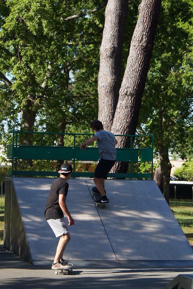 JPerducat07's tweet image. Skateboarding #BéquillesDeMerde #MolletDeMerde #NoSkate #PhotosDuCoup