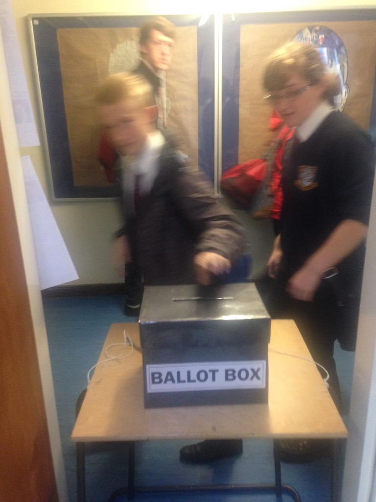 TandLRyedale's tweet photo. Election fever hit Ryedale School today #GE2015. Results announced at 9a.m Friday. http://t.co/t0ZFOebkqS