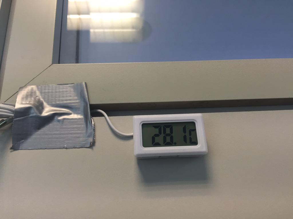 isamarirubi's tweet photo. Nos están acostumbrando al clima africano. http://t.co/wtxm5VDDWi