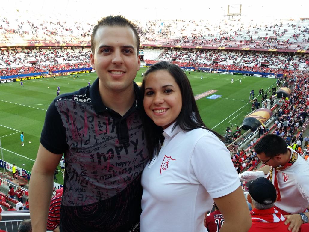 naika135's tweet photo. Preparados para verte jugar Sevilla Fútbol Club http://t.co/335RHveDcs