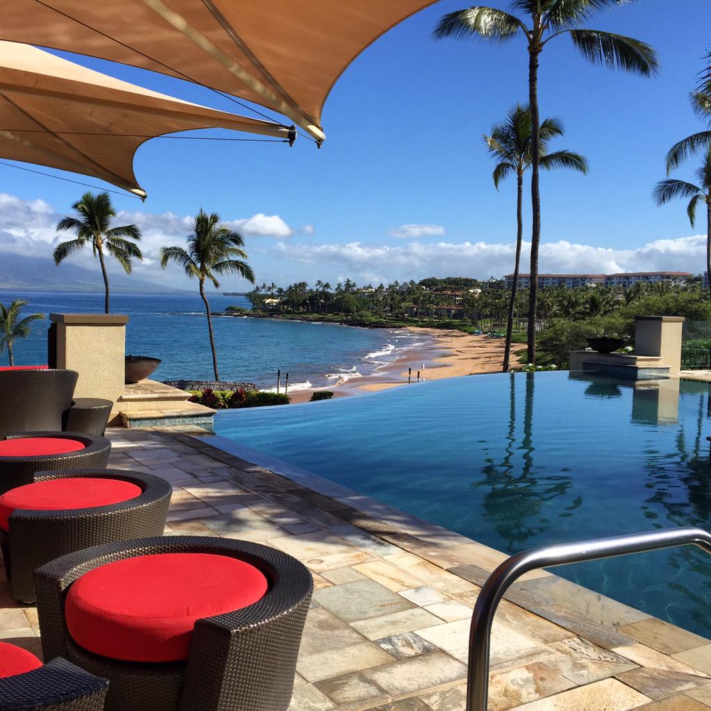 SwimLessonsProb's tweet photo. I could REALLY enjoy my job if I taught in a pool like this everyday. #SerenityPool http://t.co/ZgLMP2gZjI