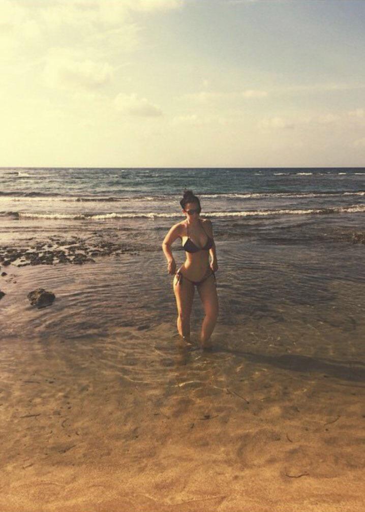 WeLikeThick's tweet photo. We need to find this beach http://t.co/e3qkBwGMGB