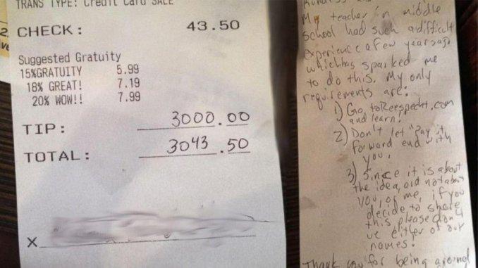 C5N's tweet photo. Dejó $3000 de propina en un restaurante y en una servilleta explicó por qué http://t.co/ivh9GaKghE http://t.co/YWNSCbBamd