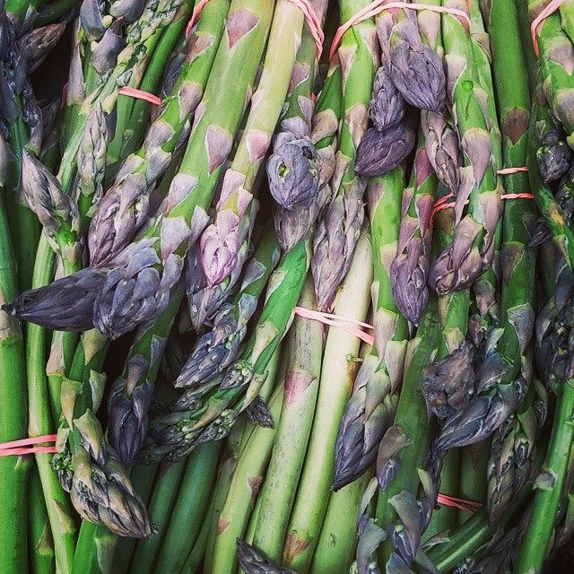 Mother's Day Dinner Ala Carte menu w/loads of spring specials &amp; roast prime rib Tuscan style dinoinshaw.com/event/mothers-…