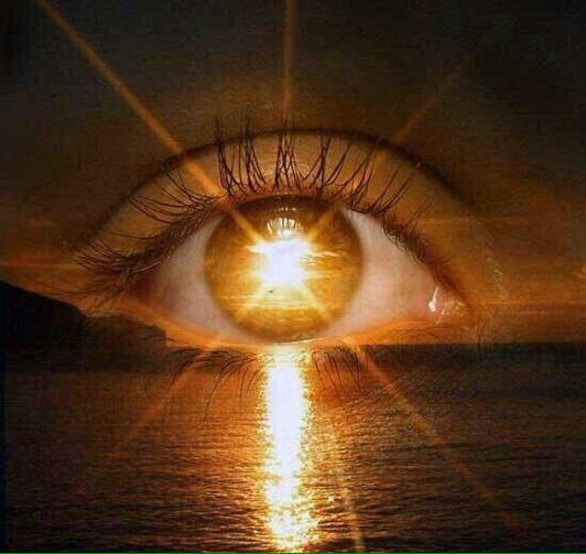 MomiraMonika's tweet photo. Eyes Wide Shut (Stanley Kubrick) Waltz No.2, Soundtrack 
https://t.co/oAtFB9dH8C

Foto @adnz_ http://t.co/gTRbJQU7Nu