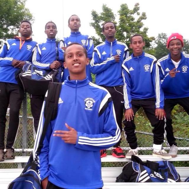 zakimze's tweet photo. Almost soccer season ⚽️❤️⚽️⚽️ http://t.co/gAB8dfkimQ