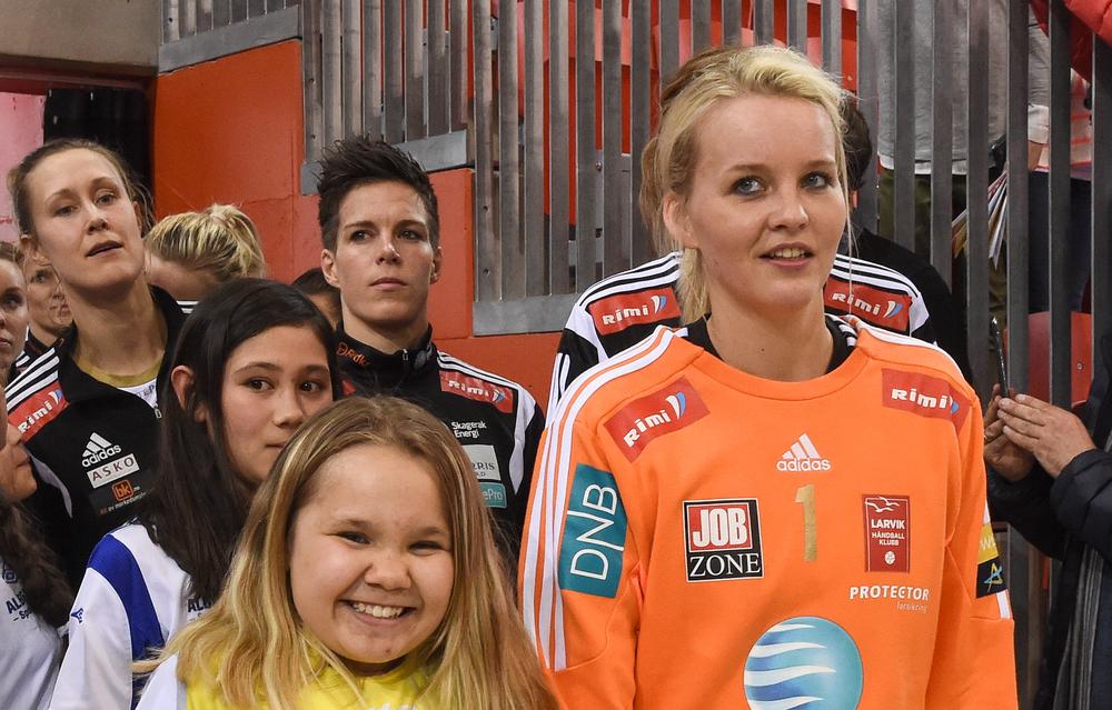 EHF Champions League (@ehfcl) on Twitter photo Tweet us your questions for Anita Gace, <a href="/Kbulatovic/">Kristina Bulatovic🇲🇪</a>, <a href="/andlek77/">Andrea Lekic</a> & <a href="/SandraToft89/">Sandra Toft</a> for Friday's media call (13-15:00 hrs) Tweet us your questions for Anita Gace, <a href="/Kbulatovic/">Kristina Bulatovic🇲🇪</a>, <a href="/andlek77/">Andrea Lekic</a> & <a href="/SandraToft89/">Sandra Toft</a> for Friday's media call (13-15:00 hrs)