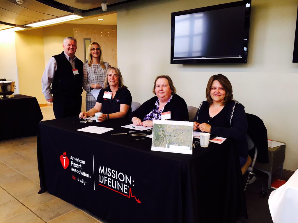 reaanneAtHeart's tweet photo. #MissionLifelineMontana #WeAreHeart: Learning Rapid Axis with over 140 Emergency Medical Services/First Responders http://t.co/q6DAa7Fuvn
