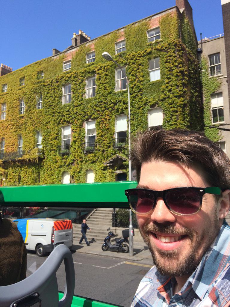 ailishpm's tweet photo. @timmyjupp and this building have something in common #takeahint http://t.co/Dx6pPjENF2