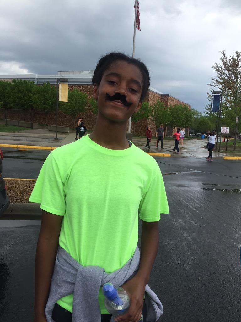 jfk_track16's tweet photo. Ruth Honore takes on hills! 💪🏽 #checkoutthatstache http://t.co/kHG8U1c7j8