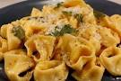letorripisa's tweet photo. Tortellini come non li avete mai mangiati! Buona cena #LetorriPisa http://t.co/TbpI6UNfS9