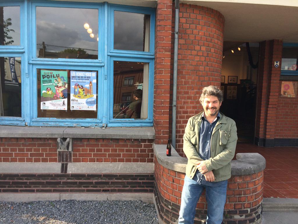 Culture7390's tweet photo. Pierre #Bailly est arrivé et il est content ! #Exposition #PetitPoilu #Borinage #Quaregnon #rendezvousBD http://t.co/zoShdXV9HY