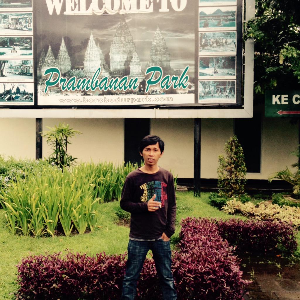 ray_jaka tweet media
