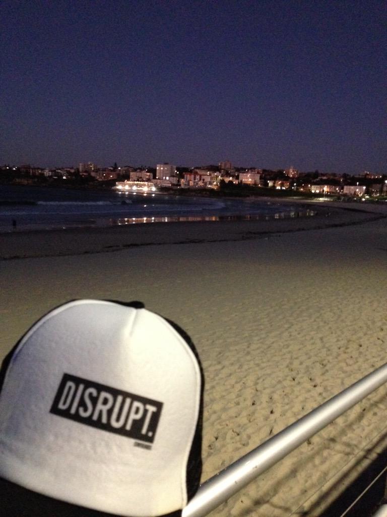 Jasonrogersuk's tweet photo. Morning Bondi sunrise - @Disrupt_Surfing @murudau @sunriseon7 http://t.co/UvK6bzrsyX