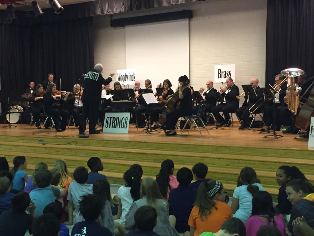 MedlockBridgeES's tweet photo. Johns Creek Symphony Orchestra was an absolute treat today! @HutchensTiffany @mbes_ptafound http://t.co/twXzFYN4bS