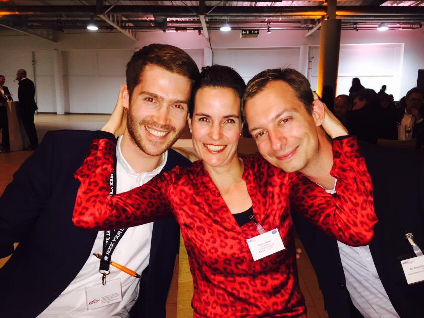 seakademie's tweet photo. #DST15 Serious Business with @Bildungsrocker and @fase_de http://t.co/Bf47Ax4gsF