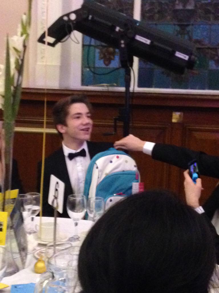 YE_Source's tweet photo. Congrats @__RyanWilson__ enjoy your picnic bag 😂 http://t.co/IAcPwDBRLM