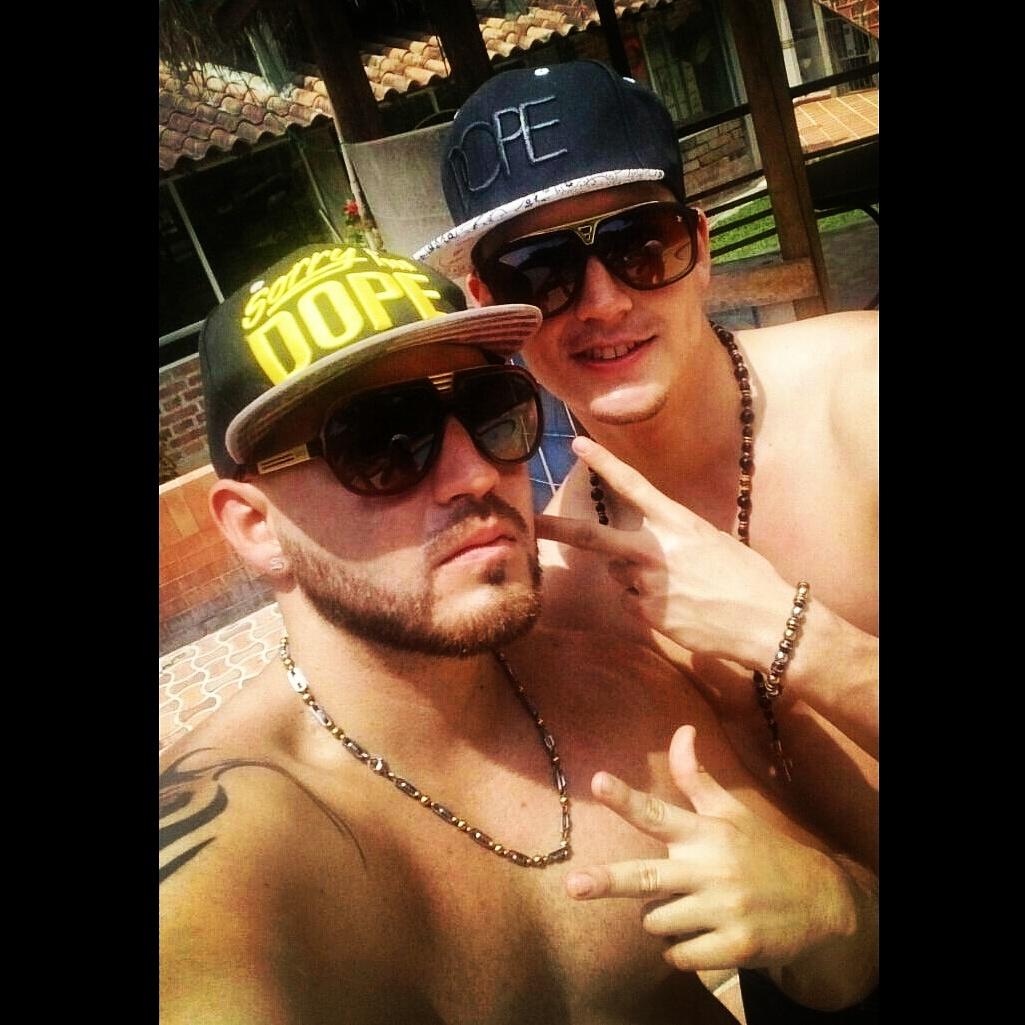 juanrzapata87's tweet photo. En las buenas y en las malas, para siempre "Always Together" mi bro @leozapata89 http://t.co/ZJftvhbtlt