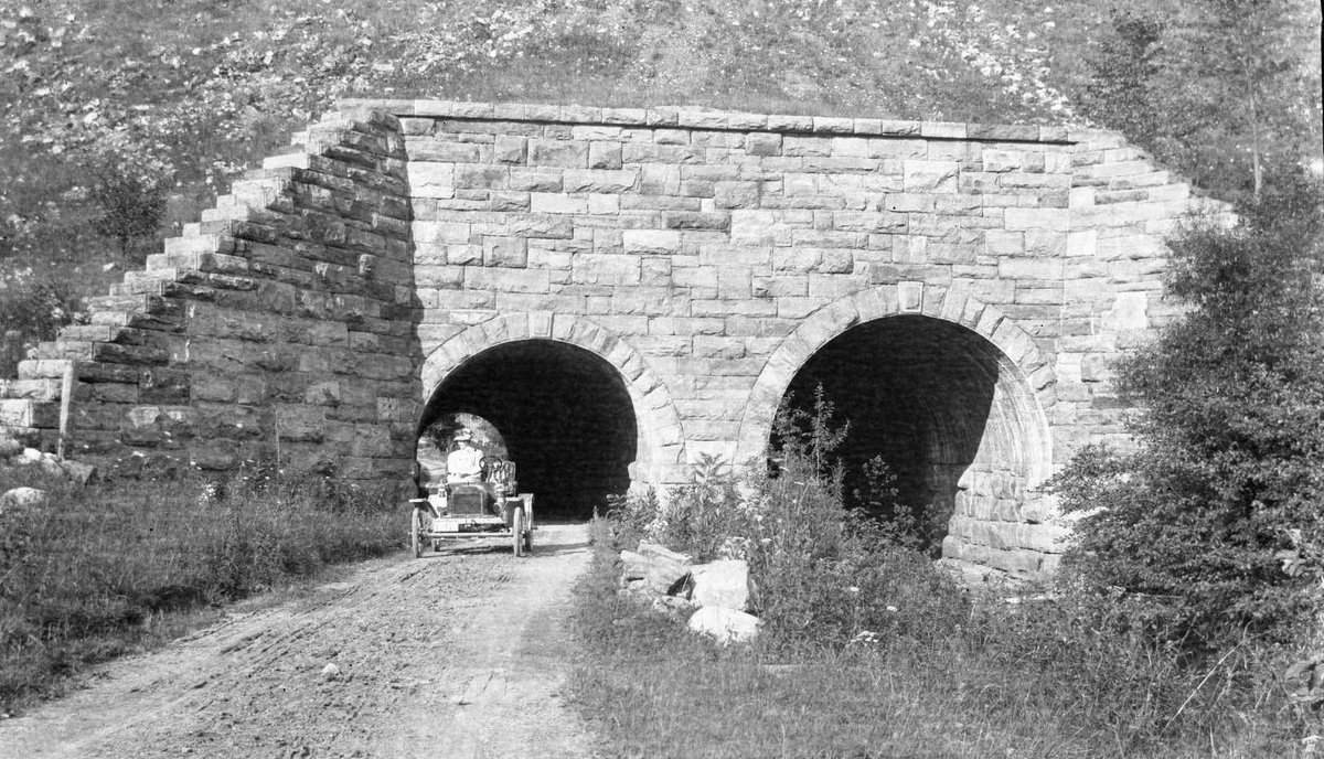 SterlingMine's tweet photo. We bet a lot of you will recognize this landmark near the museum in this #ThrowbackThursday http://t.co/ER8uyUrEN9
