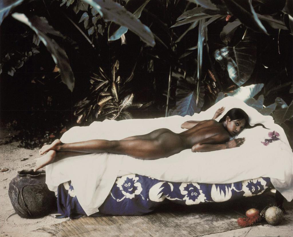 differtv_'s tweet photo. #differBeauty | Naomi Campbell! http://t.co/36x08vt2vX
