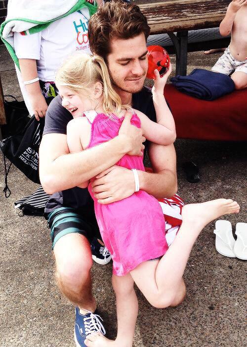 ultimateandrewg's tweet photo. I always get emotional when I see this picture. Have you visit our Charity section? http://t.co/FmyJSvrWpN http://t.co/EIUkfwm8Ht