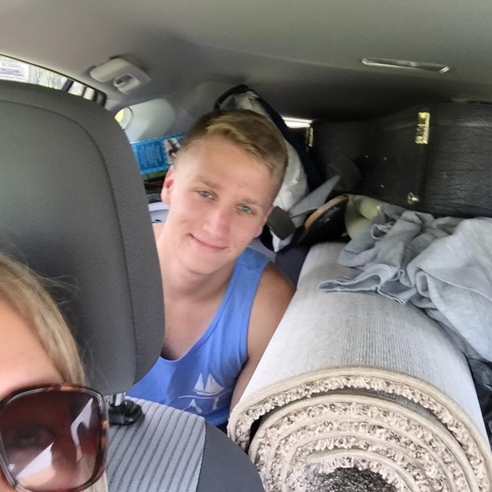 SuzLefever's tweet photo. Every corner full and we are bringing our boy home 😍 @chandalier__ #summervacation http://t.co/9iSZlrlN6P