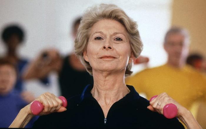 AlertaVitaminaD's tweet photo. Huesos fuertes en la menopausia. Quién debe ser particularmente consciente de estos hechos? -> http://t.co/jLzhn2rVGM http://t.co/OVW6OxqFRP