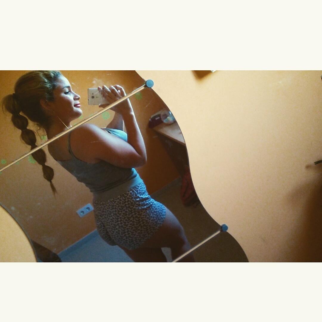 La opinión es tuya pero la vida es mía.🌛🍃