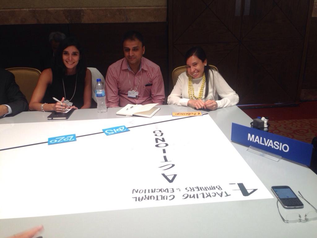 tatimalvasio's tweet photo. #millennialstransformation Trackin cultural & education barrers. Thanks @GlobalShapers great experience! #ShapersLA http://t.co/t1fbBZ3GLq