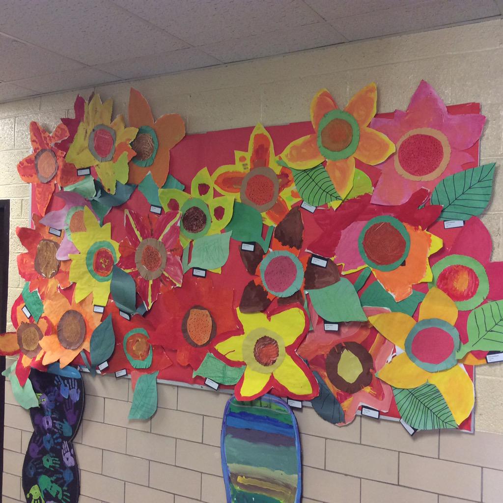 Broadway Art Show to begin in 5 minutes!