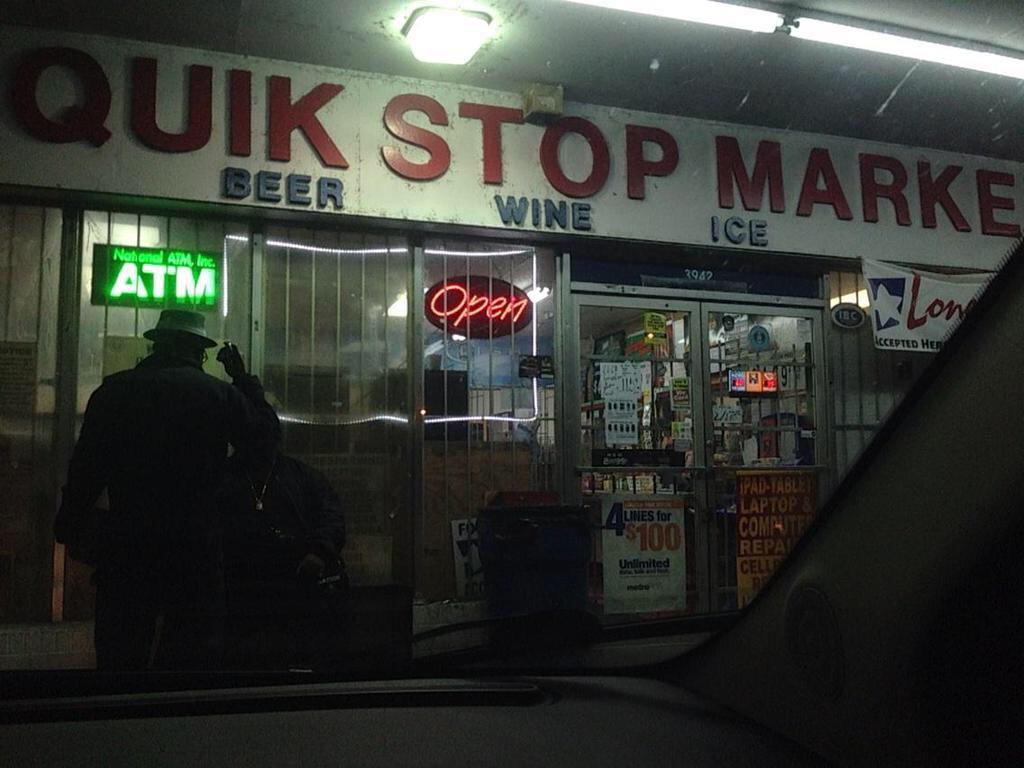 MorgannnAlyse's tweet photo. #YouNotFromHouston if you don't know where this is at #ScottSt #Trap http://t.co/cJcjbC8jMl