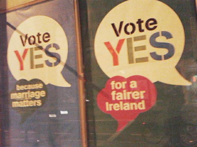 k_zappone's tweet photo. Big #YesWindows spotted on George's Street! #MarRef #YesEquality #VoteYes http://t.co/wRe49sxZUY