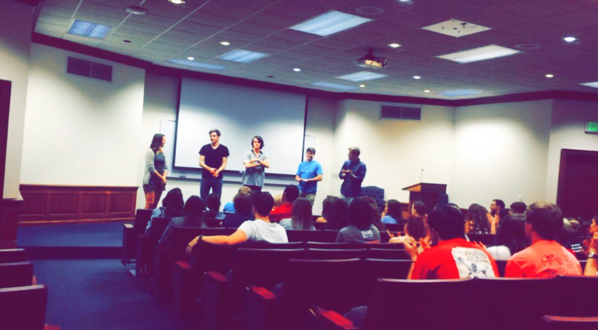wolfmountaingrl's tweet photo. Thanks to all who came to the premier of #ChasingKites !@McClainMcKinney @GreysonAWelch @TripTWood @frankletank2 http://t.co/uBlyLbtnbd