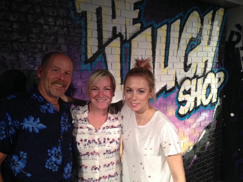 jenraft's tweet photo. @iliza @LaughShopYYC #niceclutch #frc thank you for the #laughs. time for some #chefery http://t.co/DipiYidmLx