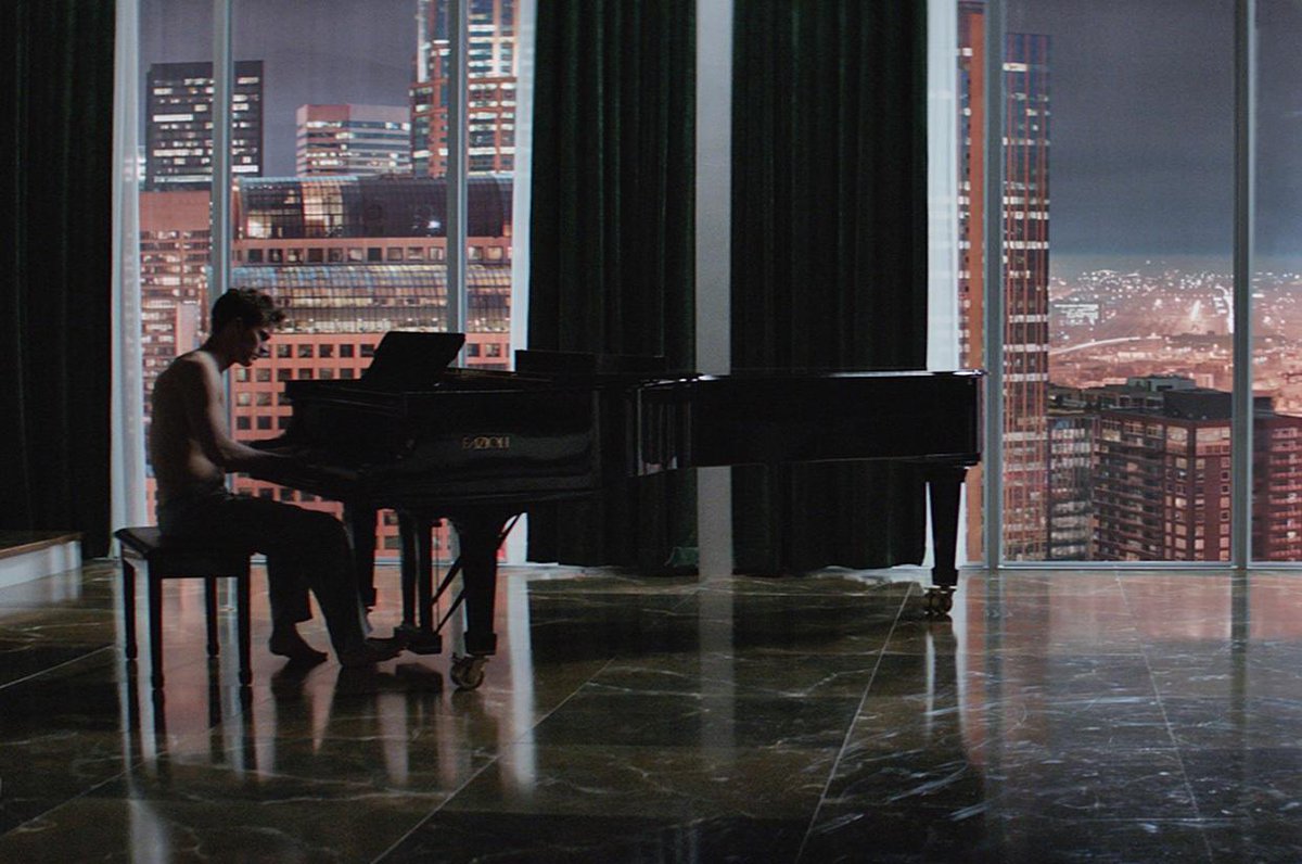 50ShadowsGrey's tweet photo. Here's the song on my office playlist this holiday! #GreyInterns Blame-Calvin Harris  http://t.co/KI9gLubxNg http://t.co/pQ6pyOzADG