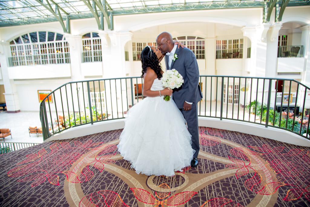 CreationsBliss's tweet photo. HUGE thank you to David &amp; Andrea for allowing us to be a part of their beautiful wedding at @ChateauElan last month! http://t.co/N3w0J5pNdx