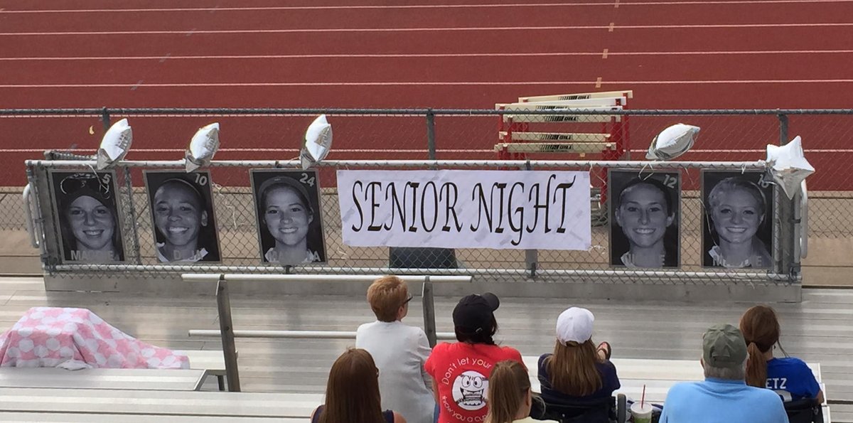 thsactivities's tweet image. Senior Night Soccer!
Deja, Maddie, Nicole, Maggie and Makayla.