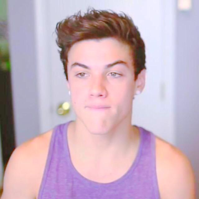 dolanlayouts's tweet photo. free layout rt/fav if you use http://t.co/NvZ51nSyMS