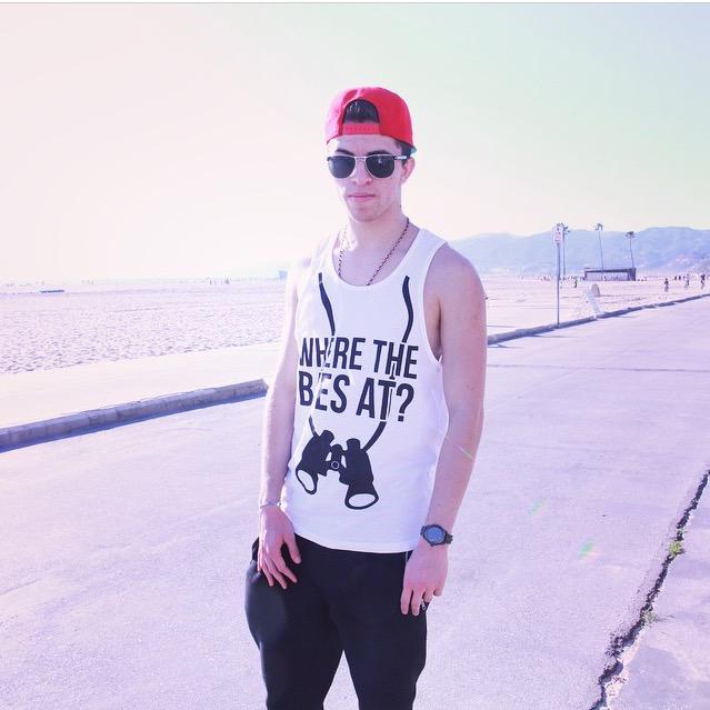 LaFreakClothing's tweet photo. It's almost #BaeHunting season! πΎππΎ Get all your summer gear at http://t.co/p2qTE3w3N2 and #GetSaxy http://t.co/2PR2W9gztl