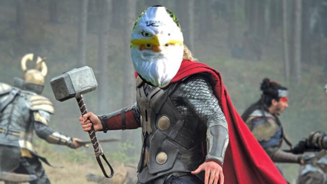 theeaglegnome's tweet photo. Chris Hemsworth may have been voted Sexiest Man Alive, but I'm a shoo-in for Sexiest Gnome Alive! #SexyAndIGnomeIt http://t.co/Jv9SfpJv14