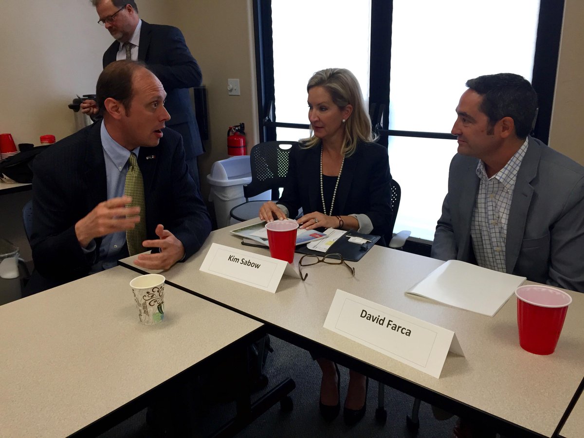 AzMxCom's tweet image. AMC Leadership visit the border as part of their commitment to promote trade and tourism with Mexico.  #amc #azfuture