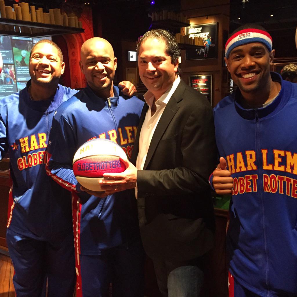 waynekimmel's tweet photo. .@Globies at @WhistleSports #NewFronts #WSNewFronts http://t.co/wLqO81MRm6
