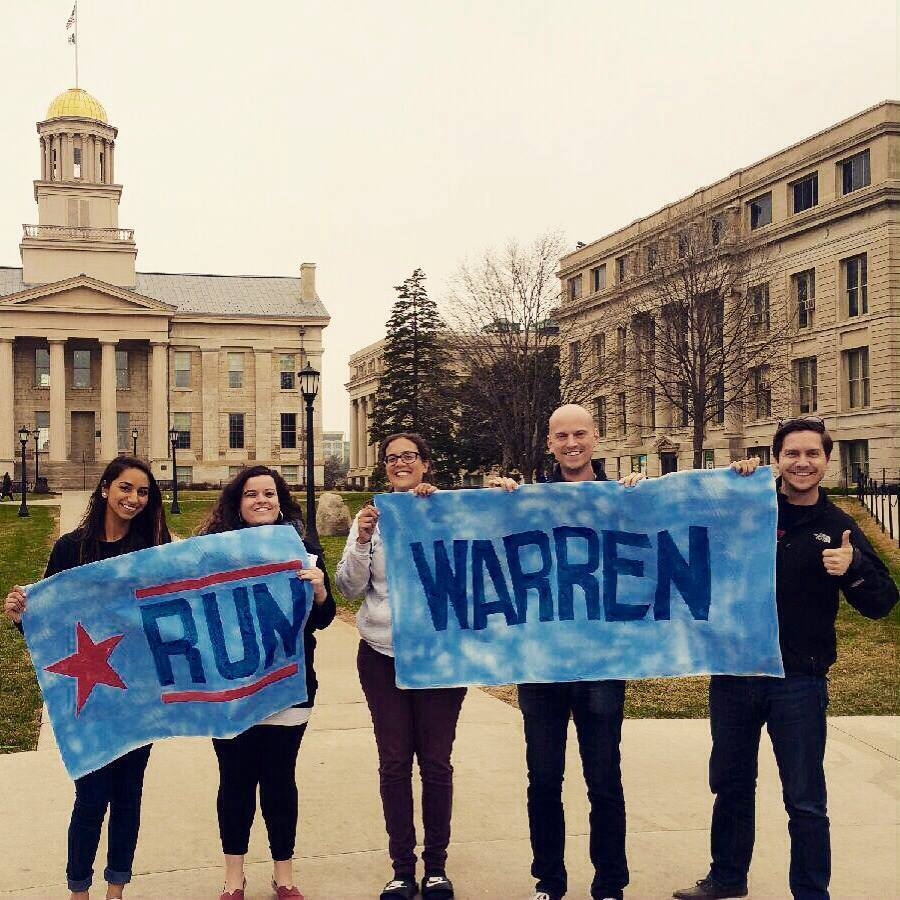 UIowaforWarren's tweet photo. ATTENTION #Hawkeyes4Warren: We are searching for awesome ppl to join the #RunWarrenRun movement. Interested? DM us! http://t.co/aN9WiA3M8X