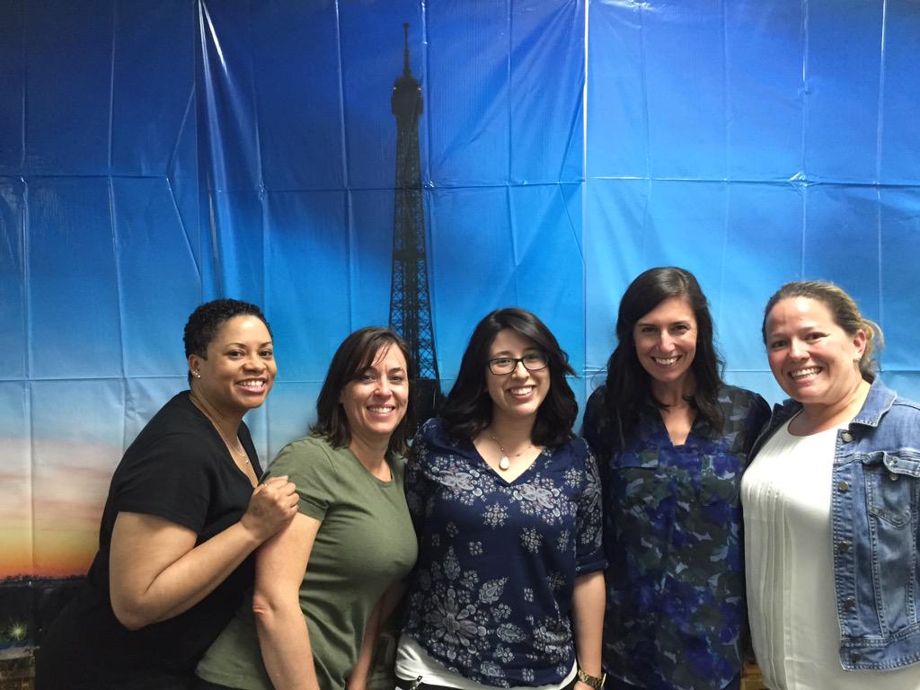 mrsharrisonTX's tweet photo. From Africa, to Paree, to under the Deep Blue Sea!  4th Grade Teachers travel around the world!!!  #ttexansMCF http://t.co/BlewAEiS19