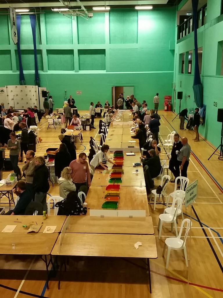 The coloured trays have arrived here in #Carshalton - counting to begin shortly #GE2015 <a href="/BBCLondon949/">We've moved...</a>